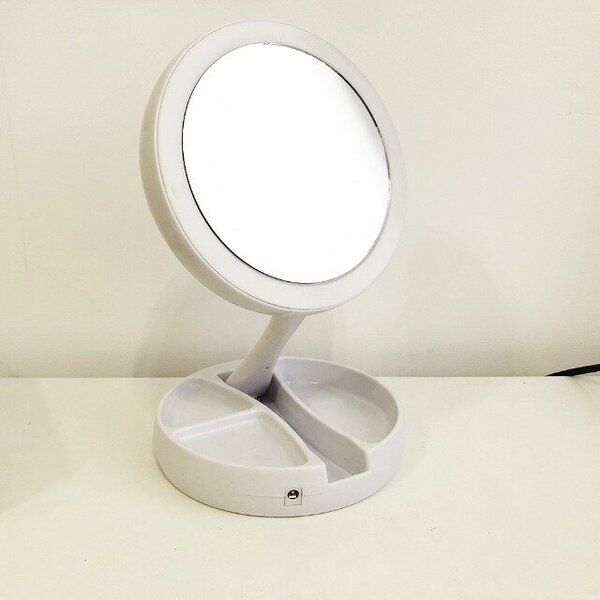 Складное зеркало для макияжа с Led подсветкой круглое увеличительное 10x My Fold Away Mirror. Цвет: белый Складное зеркало для макияжа с Led подсветкой круглое увеличительное 10x My Fold Away Mirror. Цвет: белый